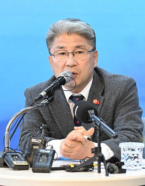 이상봉 제주도의회 의장. /사진=제주도의회.