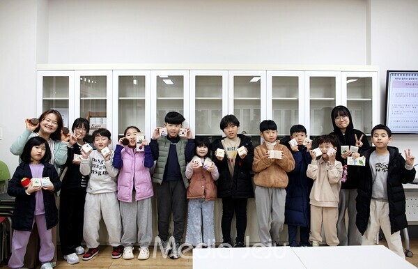 제주시청소년수련관과 미디어제주가 15일 제주청소년수련관 2층에서 ‘아름다운 동행-소‧환(소중한 환경)’ 프로그램을 개최했다/사진=미디어제주