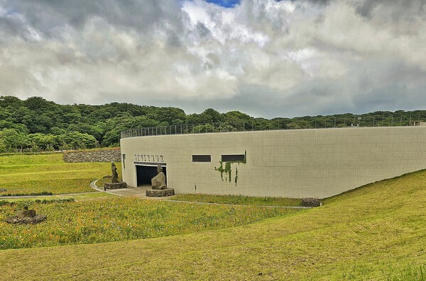 밖에서 바라본 설문대할망전시관. ⓒ미디어제주