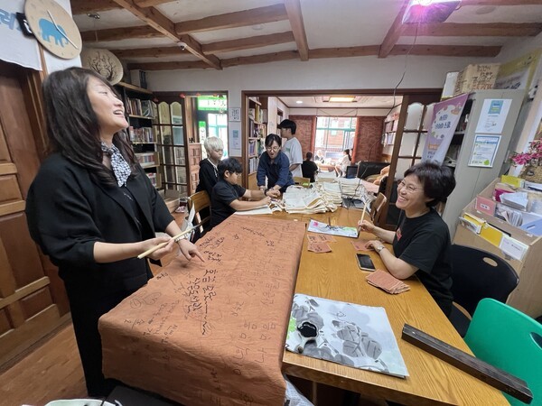 제주어 에코백 만들기 체험.