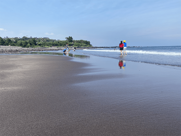검은모래해변에서 맨발걷기