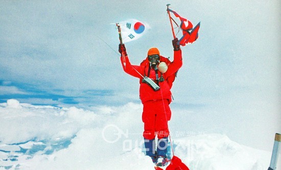 지난 1977년 에베레스트를 정복한 고상돈/사진제공=제주도산악연맹
