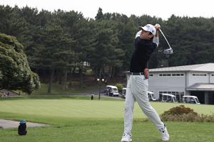 [포토] 미디어제주배 한·중 아마추어 골퍼들의 거침없는 ‘티샷’