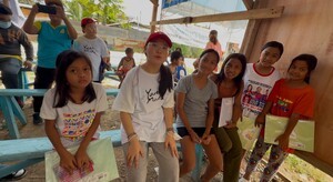 “태어나 보니, 쓰레기 더미 위가 집이었다.”